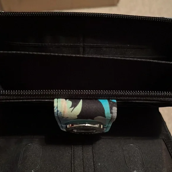 Vera Bradley Wallet - Picture 5 of 5